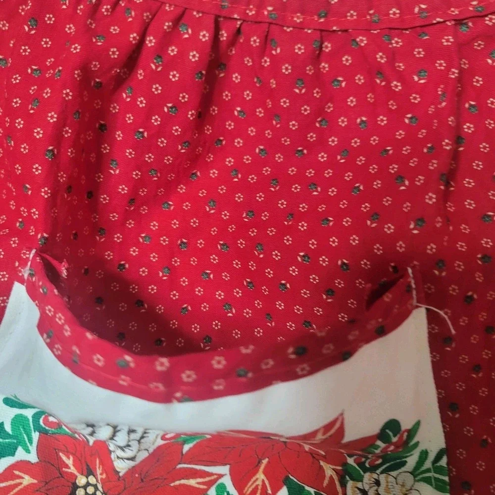 VTG Christmas Half Apron Red Ditsy Floral Poinsettia Graphic Pocket 